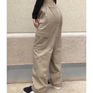 Calça Frouxa Cargo Bege e Preta Skate Street Wear - Preto