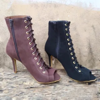 Promoção Bota Ankle Boot Feminina Cano Curto Preta e Marrom Café - Preta Sude