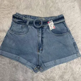 Shorts Jeans Mom Redonda Fivela Acompanha Cinto - Lançamento 2022 - Jeans marmorizado