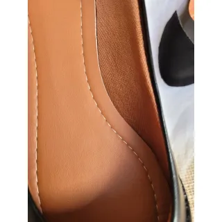 Promoção Original: Sapatilha Preta Elegante Feminina - Bico Fino, Macia e Confortável - Preta Detalhe Branco