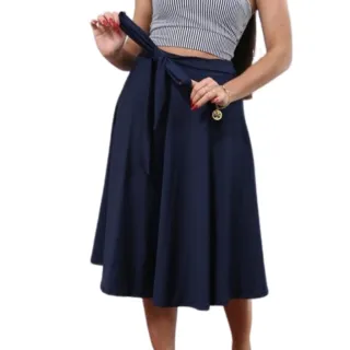 Moda Feminina Evangélica - Saia Midi Godê com Laço - Preto