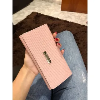 Ótima carteira de mão feminina, perfeita para o dia e noite - Preta