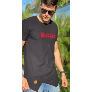Lancamento Camiseta Longline Masculina Oversized - Camisa Vermelha com preto.
