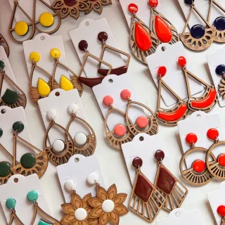 Feminino Brinco Madeira Mdf com resina - A15