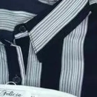 Camisa Social Feminina de Viscose com Bolsos, Manga Curta e Listras - AZUL/CINZA