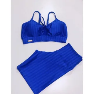 Conjunto fitness feminino com top de regulagem e short 3D para academia - Conjunto Azul Bic