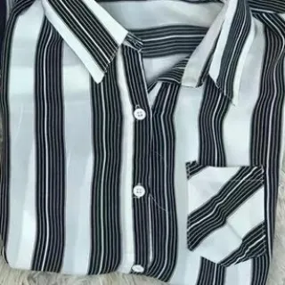 Camisa Social Feminina de Viscose com Bolsos, Manga Curta e Listras - AZUL/CINZA