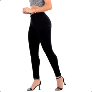 Levanta Bumbum Calça Preta Feminina Cintura Alta em Sarja com Elastano - Preto