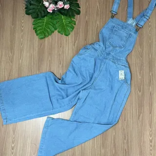 Jardineira Jeans Feminina - Macacão Pantacourt Alça Regular - Escuro