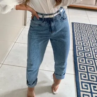 Calça Feminina Lisa Mom Jeans Cintura Super Alta Escura e Clara - COD 05