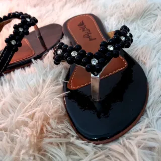 Rasteirinha Feminina Confortável com Pedraria e Strass - Lançamento - COBRE - BORDADO