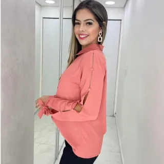 Botões em destaque na camisa manga longa - Verde Militar