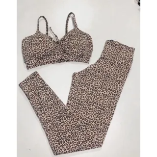 Top de regulagem com calça Legging em poliamida - conjunto preto leg ciganinha