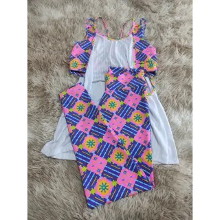 Moda Fitness Feminina: Kit Conjunto Trio Calça E Top + Blusa Embutida em Promoção - 33