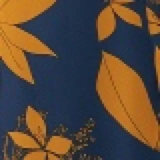 Vestido estampado flores longo com babados em crepe setinado - Folha Laranja e fundo azul