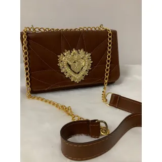 Vários Looks - Bolsa Transversal DG Coração Dourado Feminina - Branco