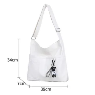 Bolsa Transversal Feminina em Lona com Zíper e Chaveiro - Preto