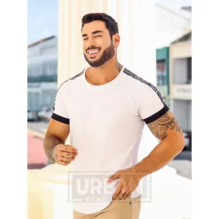 Camiseta Preta Manga Raglan Masculina com Contraste - 1 - Branca Barcelona