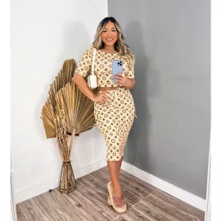 Conjunto Saia Midi e Cropped Deolane LV Super Luxo - Bege