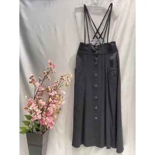 Saia com suspensório midi YY8215 - Botões, bolsos e reguláveis