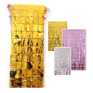 Decoração Festa Metalizada Quadradinha - Painel Cortina Parede - Vermelho