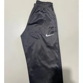 Lançamento Jogger Esportiva Masculina Nike com Bolso e Logo Refletivo - Preta