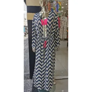 Moda 2022: Saída de Praia Estampada Manga Longa Olho Grego/Tropical - olho azul