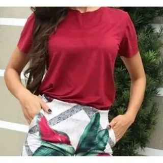 T-shirt Suede Manga Curta Feminina aveludada - mostarda