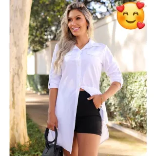 Chemise Social Manga Longa Lisa com Bolsos - Preto
