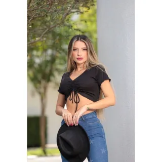 Detalhe em FruFru Cropped Manga Curta Moda Gringa Feminino - Branco
