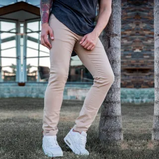 Ótimo Caimento Calças Masculinas Skinny Lycra Cor CREME - Creme