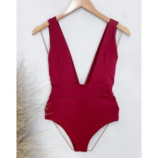 Maio Feminino Decotado V Forrado com Duplo Forro - Preto