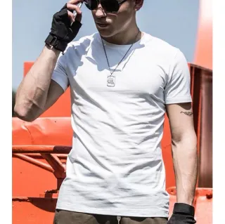 Preços acessíveis: Camiseta masculina lisa básica 100% algodão - Preto
