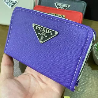 Carteira Feminina Couro Premium - Porta Cartões, Cédulas e Documentos - PD triangulo PRETA