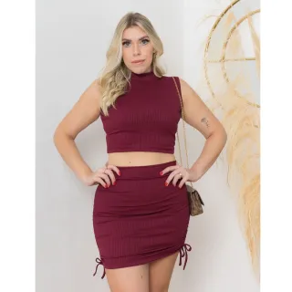 Cropped canelado com regulagem de tamanho e conjunto saia drapeada - Militar