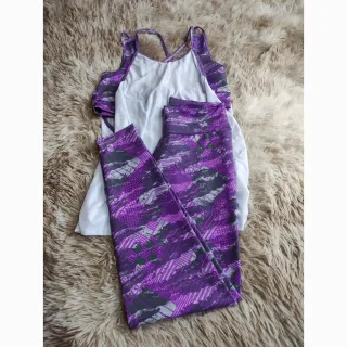 Moda Fitness Feminina: Kit Conjunto Trio Calça E Top + Blusa Embutida em Promoção - 33