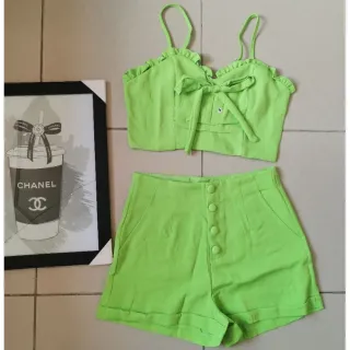 Moda feminina: Conjunto alfaiataria cropped com shorts - Pink