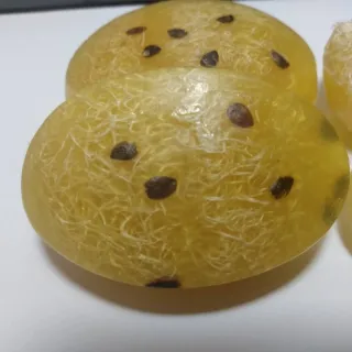 Bucha Vegetal Esfoliante para Rosto e Corpo com Sabonete Artesanal de Maracujá - Único