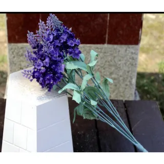 Decoração com 5 galhos de buquê de lavanda - Lilás