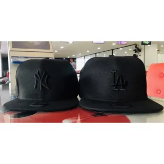 Boné Retrô Bordado NY Mitchell Ness - Aba Reta - N.Y/Preto