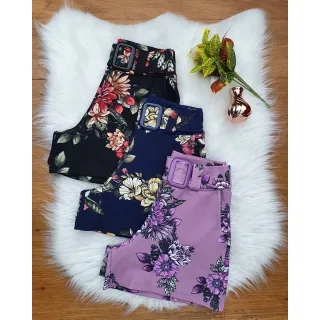 Shorts plus size com fivela modinha, do P ao G3 - Azul marinho liso