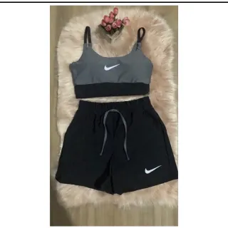 Roupa de Academia Conjunto Fitness Feminino Blusa Top Shorts - PRETO/PRETO