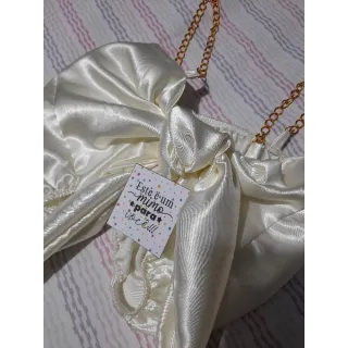 Blusa Cropped com corrente em BRANCO - PROMOÇÃO - Branco off linho