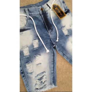 Bermuda Tradicional Masculina Jeans Rasgado - 46