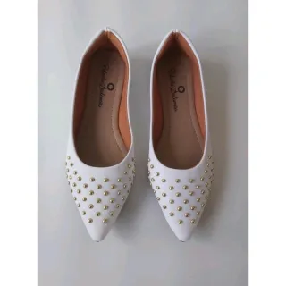 Confortável sapatilha nude com detalhe em hotfix - ROSA CHICLETE HOTFIX