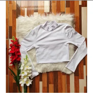 Blusa de Malha com Gola Alta e Mangas Longas - Vermelho Cereja