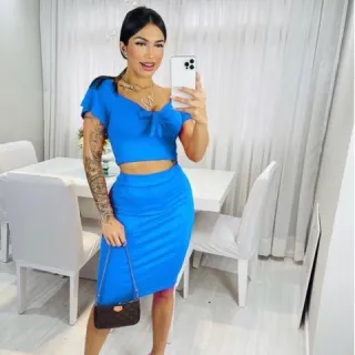 Saia e cropped Mind May: conjunto perfeito para arrasar! - G