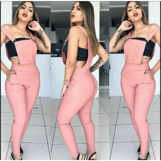 Macacão Feminino Pantacourt Jardineira em Bangaline - Azul Marinho