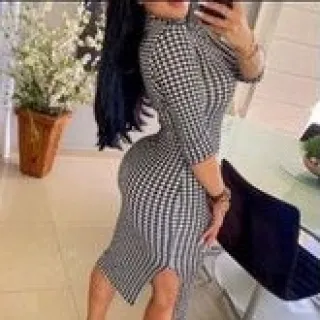 Moda evangélica: Vestido midi com fendas laterais, manga e gola alta canelado - Azul Marinho