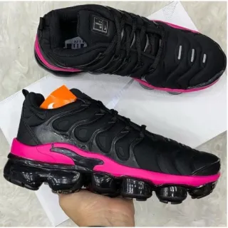 Lançamento oficial!! Sneakers Tênis Vapor Max plus Vapormax - Preto